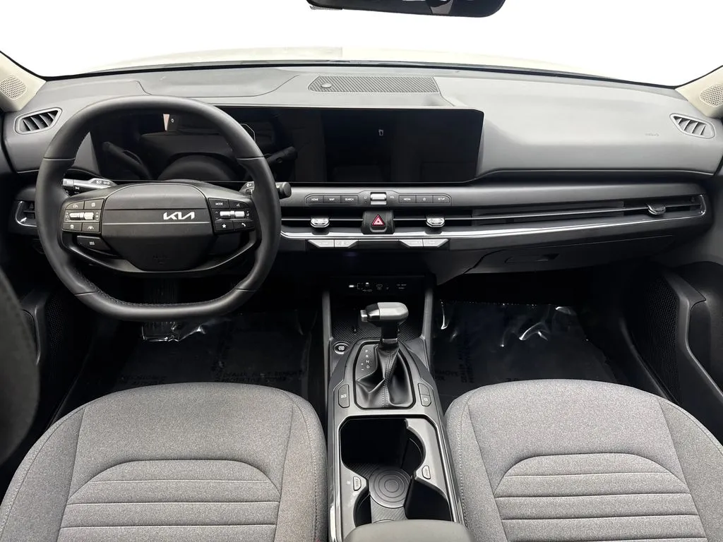 2025 Kia K4 EX - Photo 51