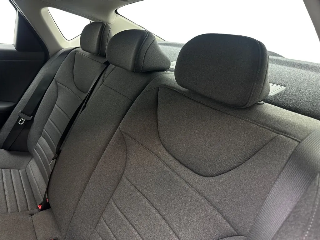 2025 Kia K4 EX - Photo 34
