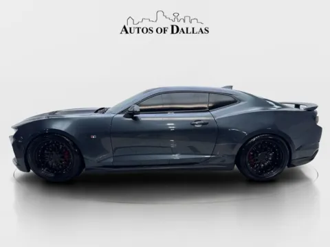 More photos of 2019 Chevrolet Camaro SS at Autos of Dallas - Irving, TX