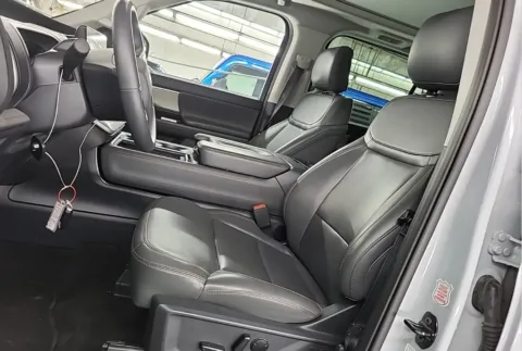 More photos of 2025 Ford Expedition Max Active at Autos of Dallas - Irving, TX