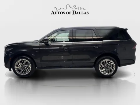 More photos of 2025 Lincoln Navigator Reserve at Autos of Dallas - Irving, TX