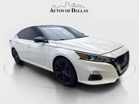 More photos of 2022 Nissan Altima 2.5 SR at Autos of Dallas - Irving, TX