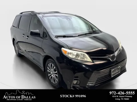 Black 2019 Toyota Sienna XLE for sale in Irving, TX
