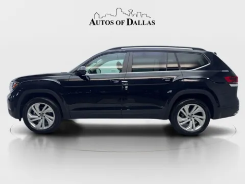 More photos of 2022 Volkswagen Atlas 3.6L V6 SE w/Technology at Autos of Dallas - Irving, TX
