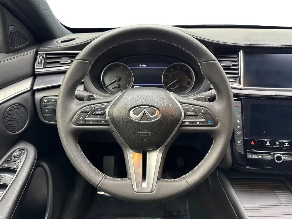 Infiniti QX55 photo 57