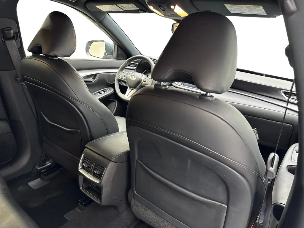 Infiniti QX55 photo 42