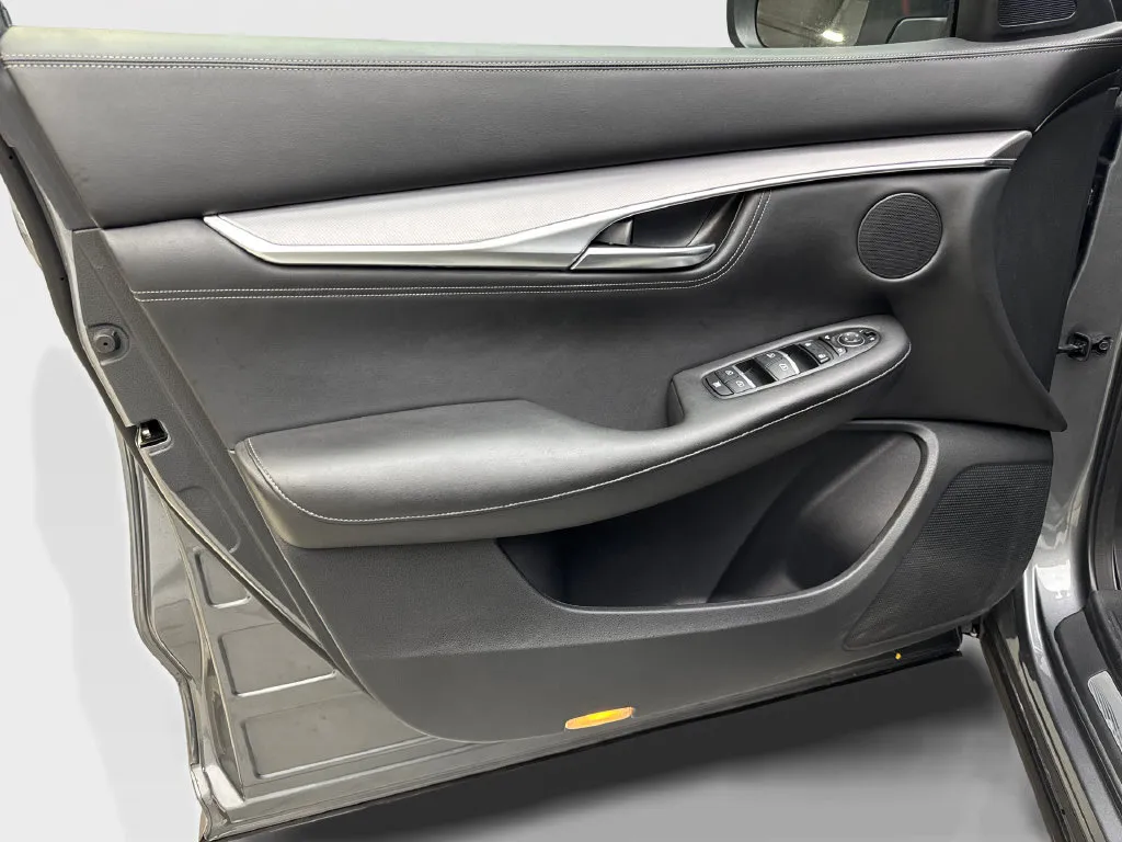 Infiniti QX55 photo 32