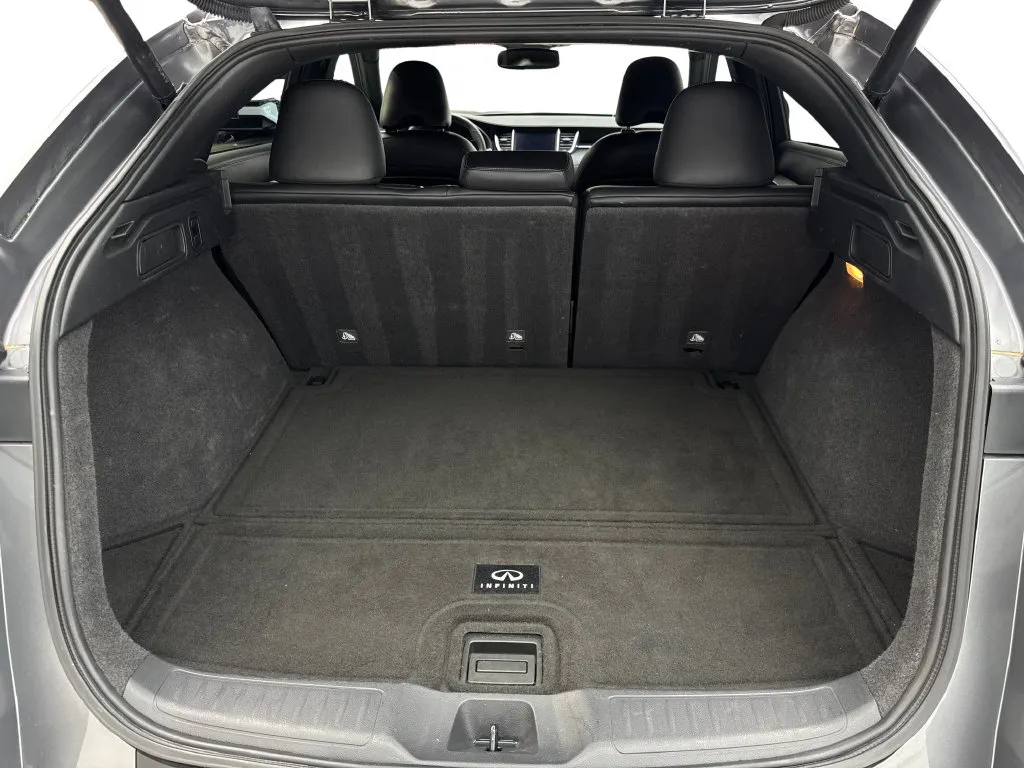 Infiniti QX55 photo 76