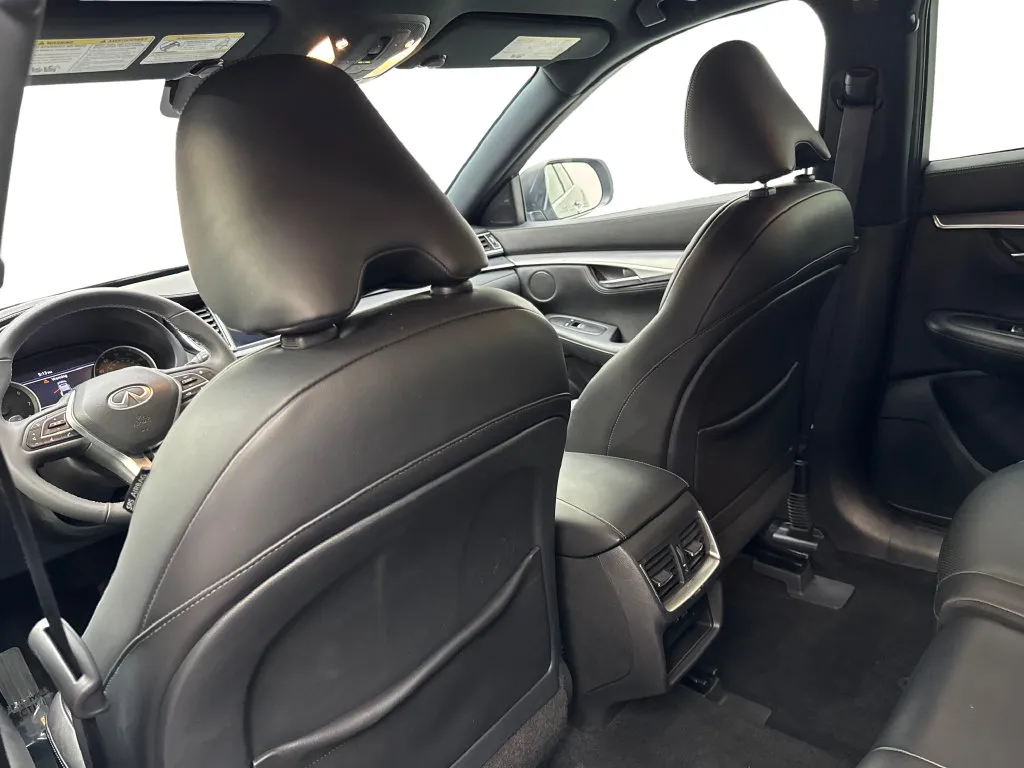 Infiniti QX55 photo 36