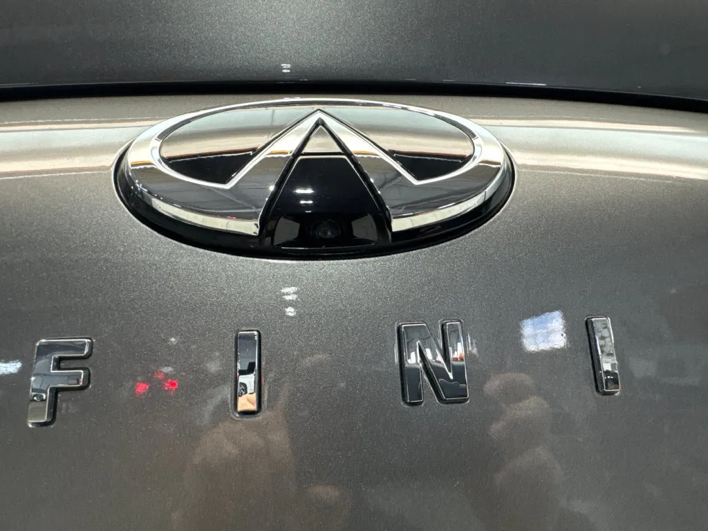 Infiniti QX55 photo 22