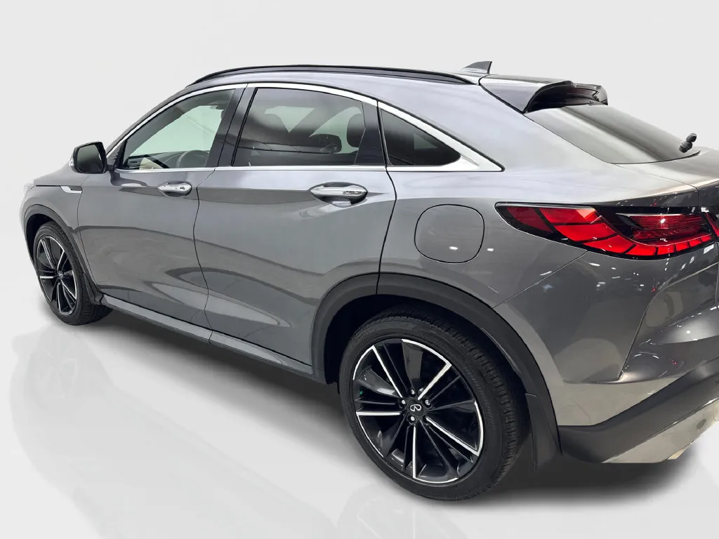 Infiniti QX55 photo 15