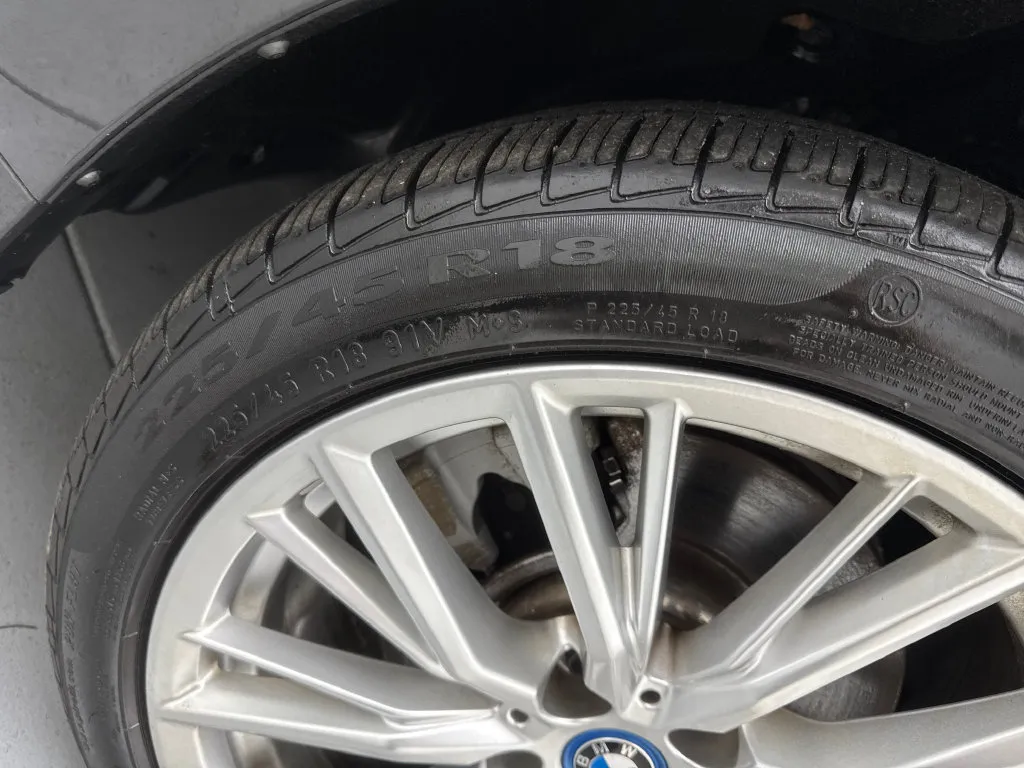 BMW 3 Series photo 86