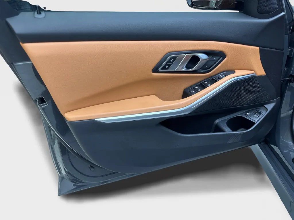 BMW 3 Series photo 34