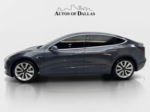 More photos of 2020 Tesla Model 3 at Autos of Dallas - Irving, TX