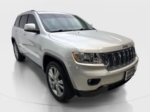 More photos of 2013 Jeep Grand Cherokee Laredo at Autos of Dallas - Irving, TX
