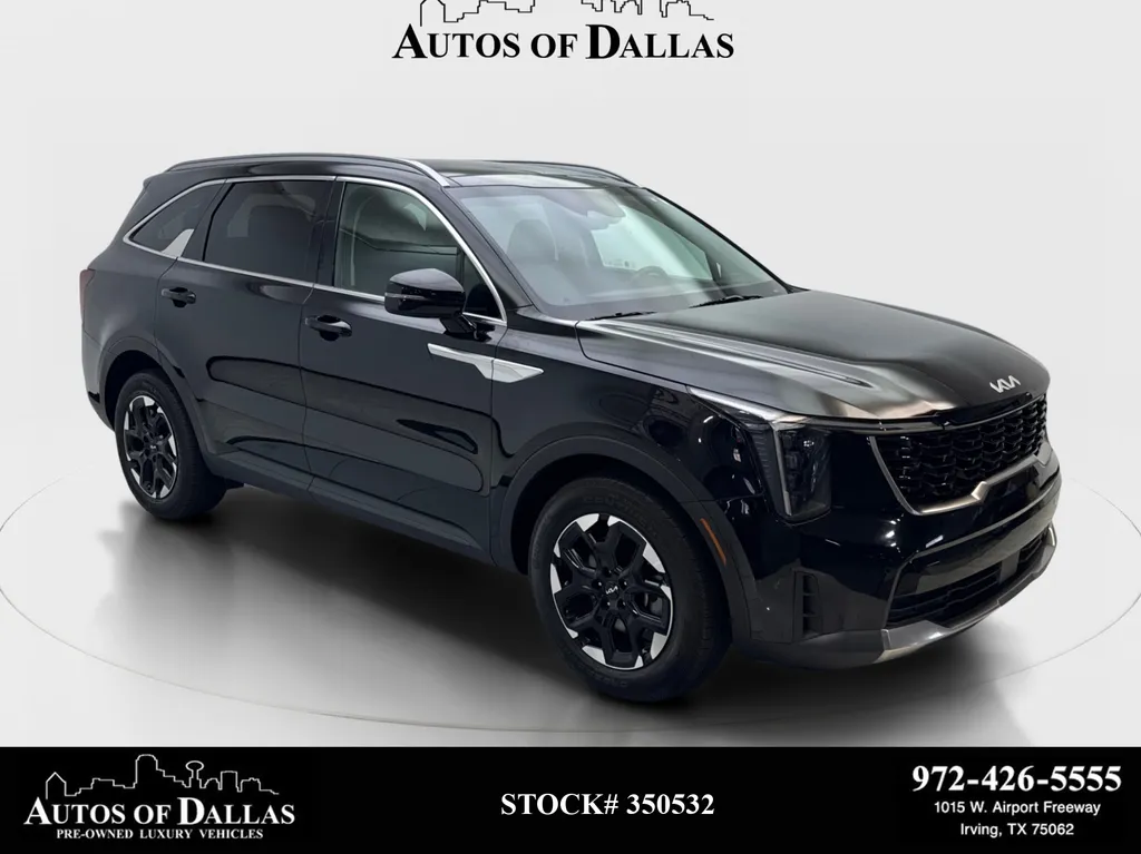 2025 Kia Sorento S AT's photo