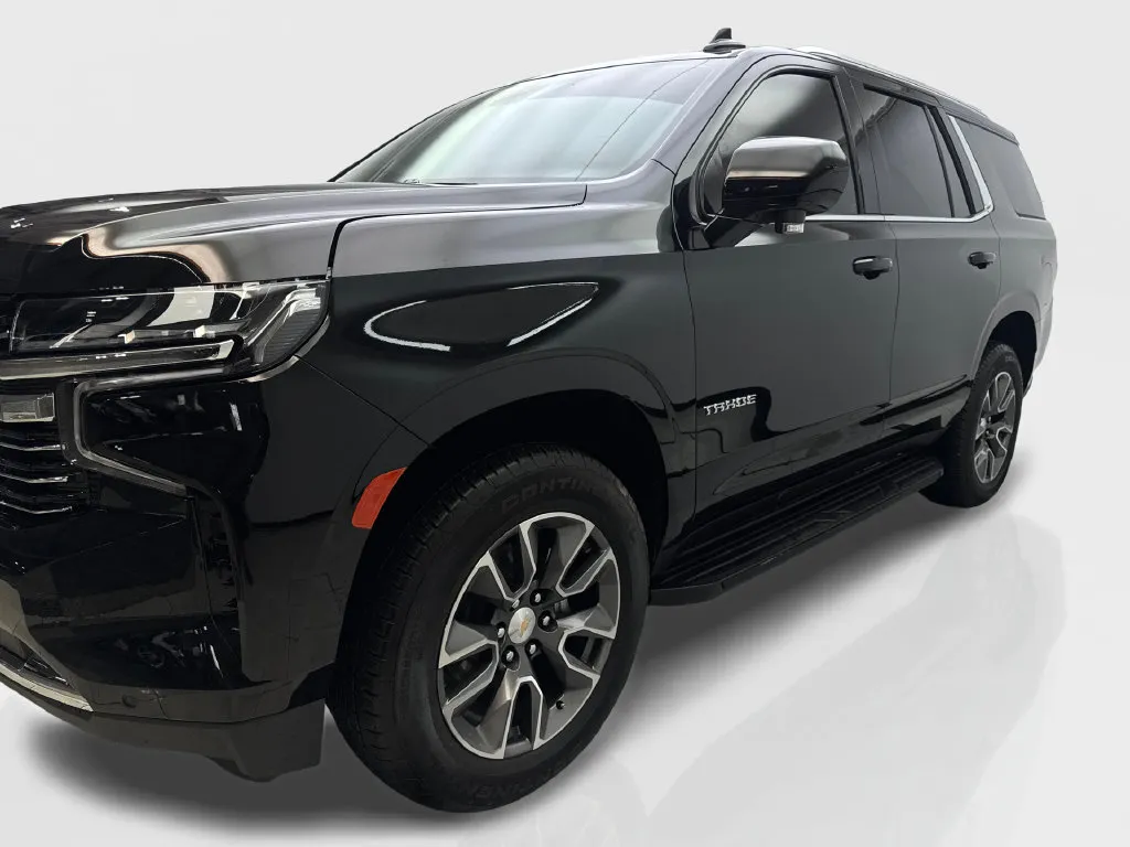 Chevrolet Tahoe photo 11