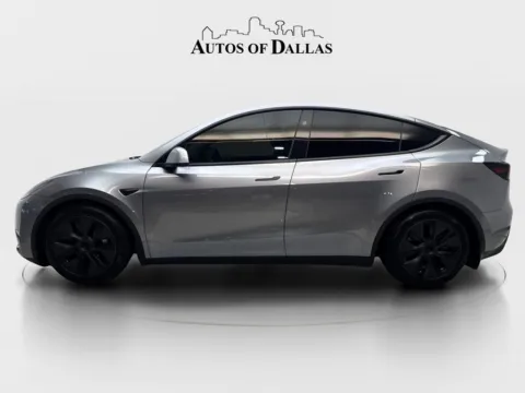 More photos of 2024 Tesla Model Y Long Range at Autos of Dallas - Irving, TX