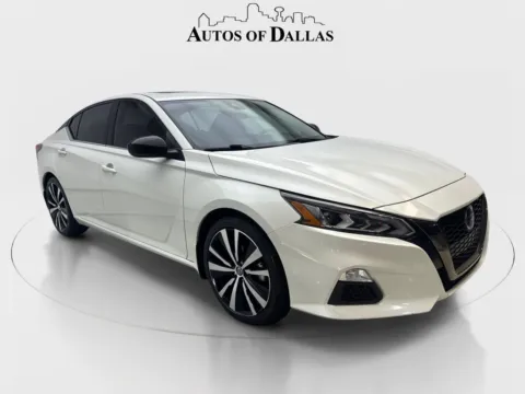 More photos of 2022 Nissan Altima 2.0 SR at Autos of Dallas - Irving, TX