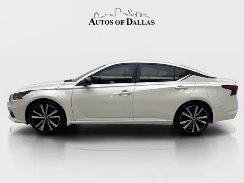 More photos of 2022 Nissan Altima 2.0 SR at Autos of Dallas - Irving, TX