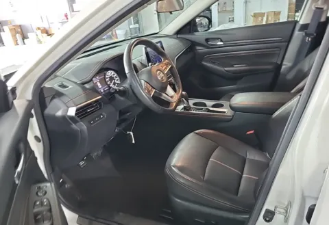 More photos of 2022 Nissan Altima 2.0 SR at Autos of Dallas - Irving, TX