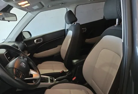 More photos of 2025 Hyundai Venue SEL at Autos of Dallas - Irving, TX
