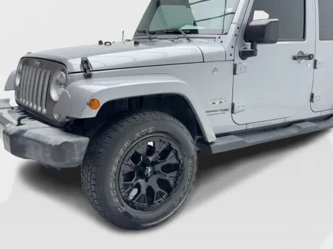 More photos of 2018 Jeep Wrangler JK Unlimited Sahara at Autos of Dallas - Irving, TX