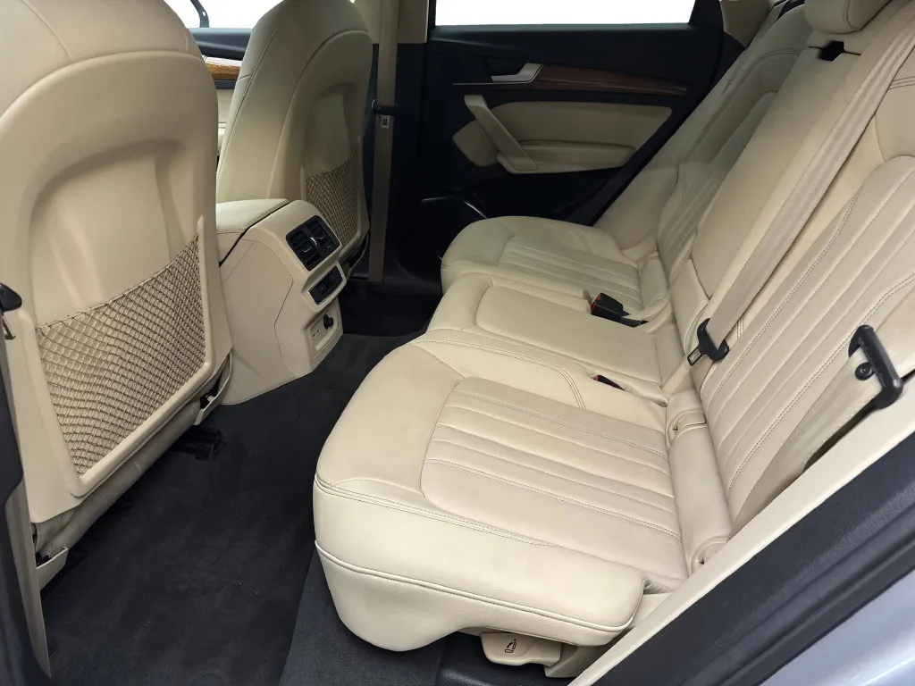 Audi Q5 photo 36