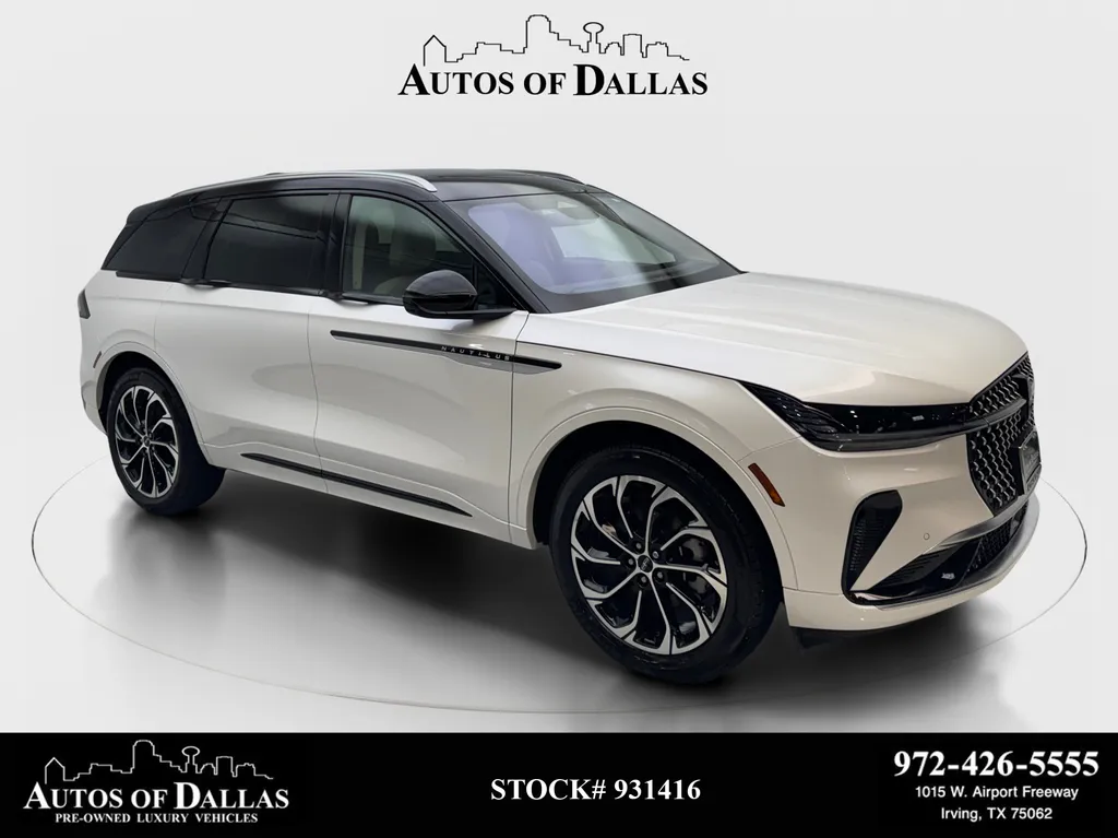 2025 Lincoln Nautilus Reserve AWD's photo