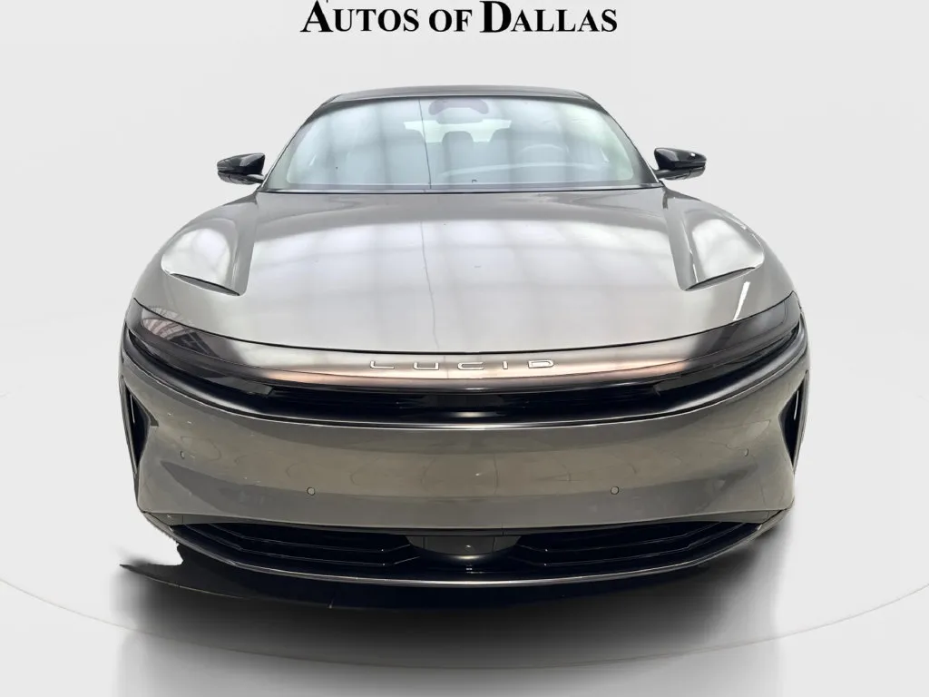 Lucid Air photo 4