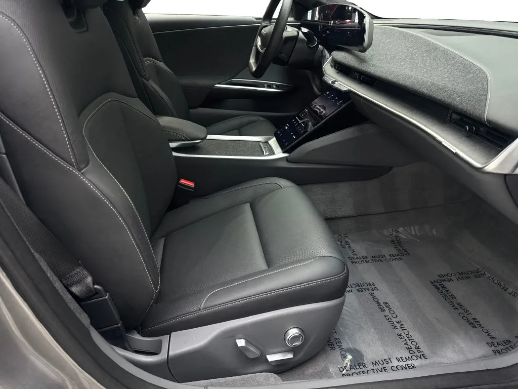 Lucid Air photo 45