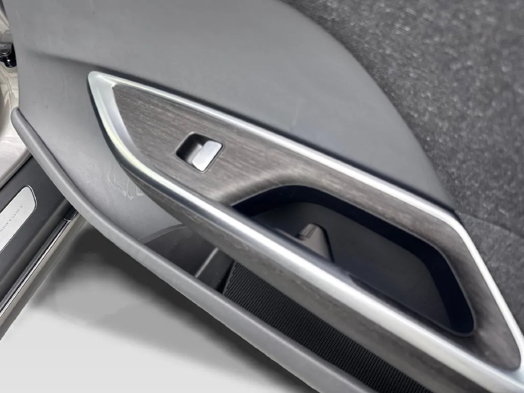 Lucid Air photo 50