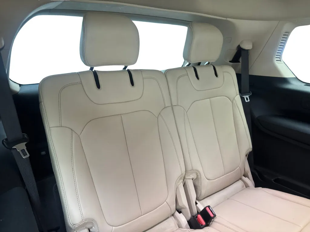 Jeep Grand Cherokee L photo 46