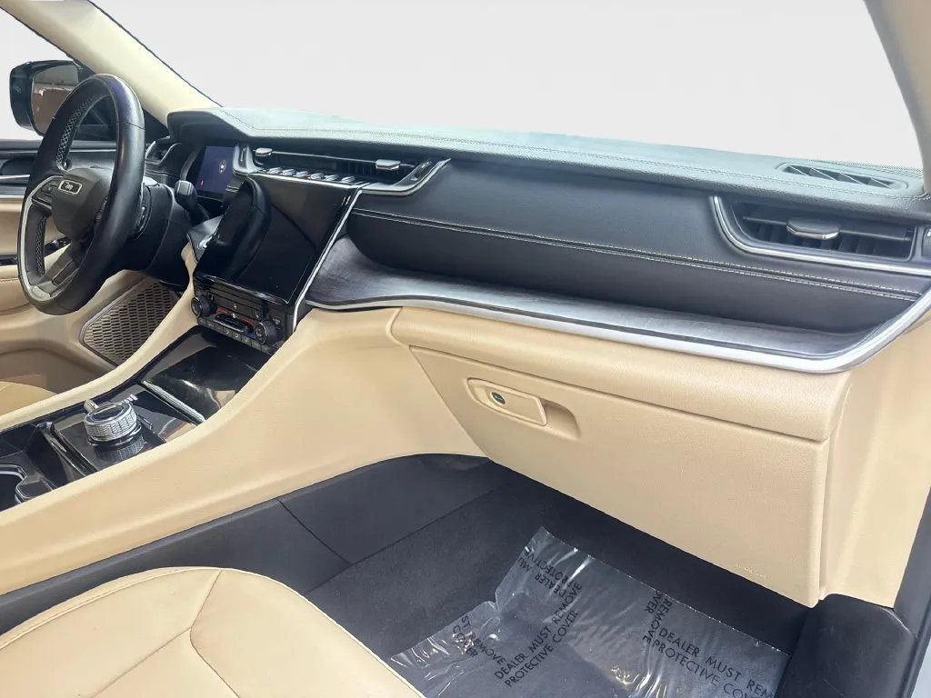 Jeep Grand Cherokee L photo 60