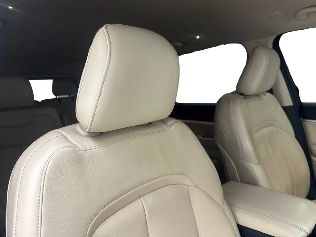 Jeep Grand Cherokee L photo 53