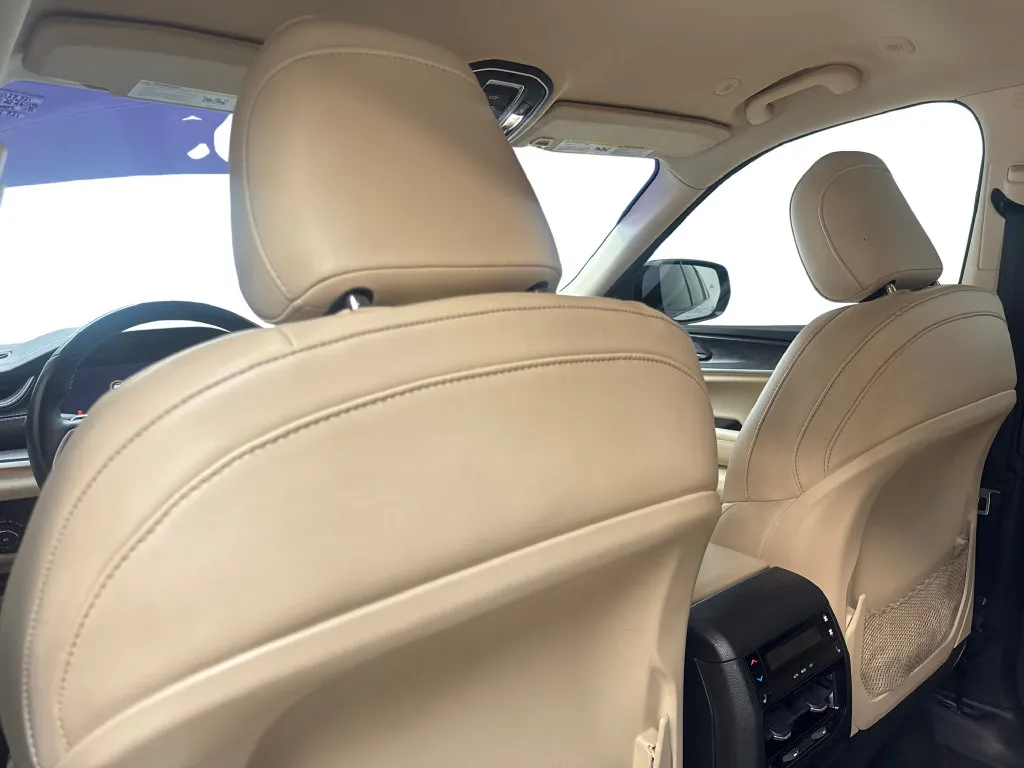 Jeep Grand Cherokee L photo 40