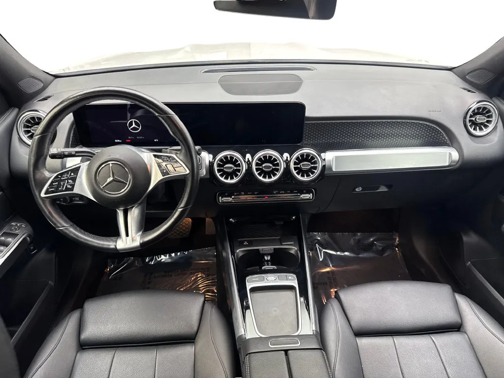 Mercedes-Benz GLB photo 51
