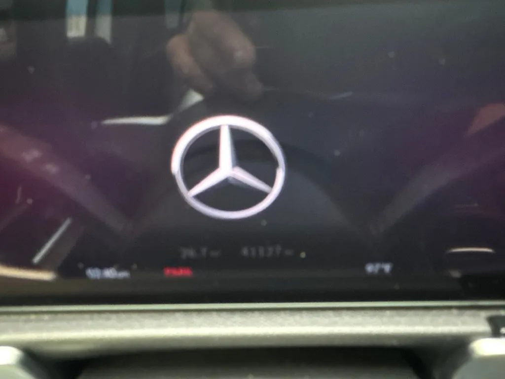 Mercedes-Benz GLB photo 60