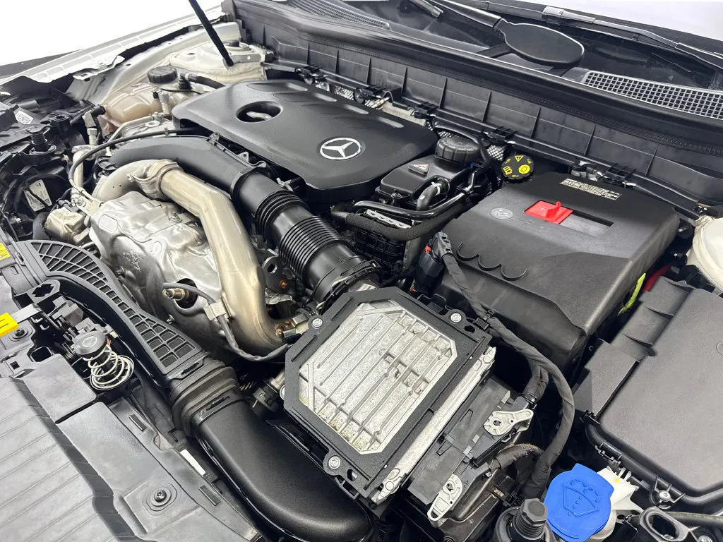 Mercedes-Benz GLB photo 75