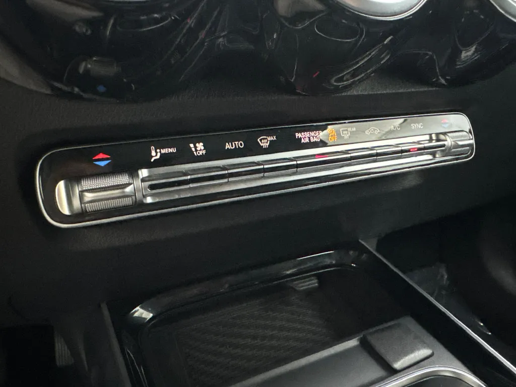 Mercedes-Benz GLB photo 66