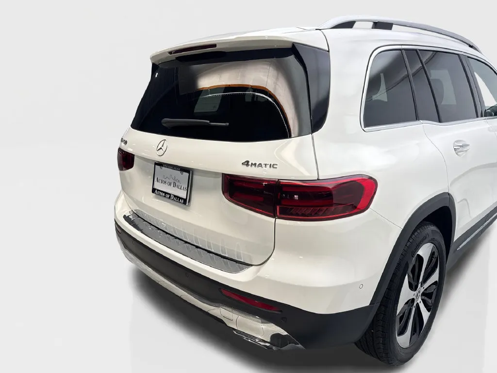 Mercedes-Benz GLB photo 20
