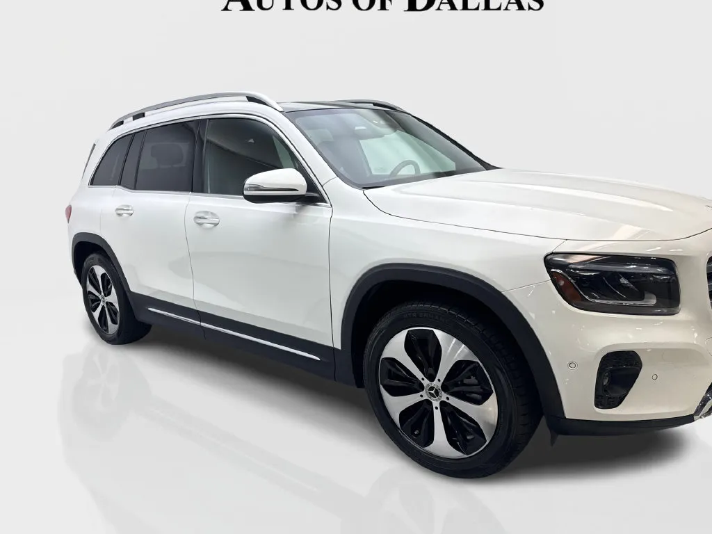 Mercedes-Benz GLB photo 14