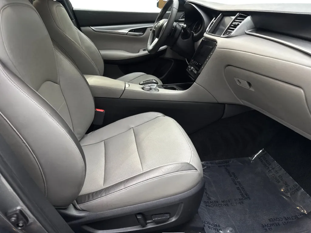 Infiniti QX50 photo 46