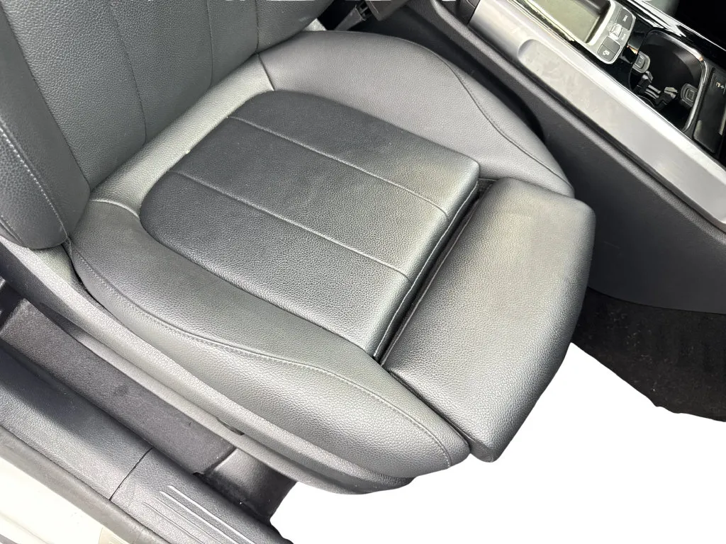 Mercedes-Benz GLB photo 46