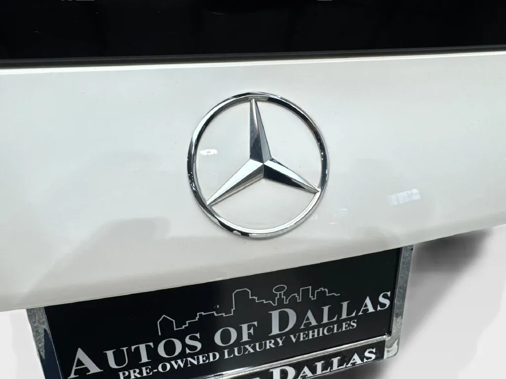 Mercedes-Benz GLB photo 23