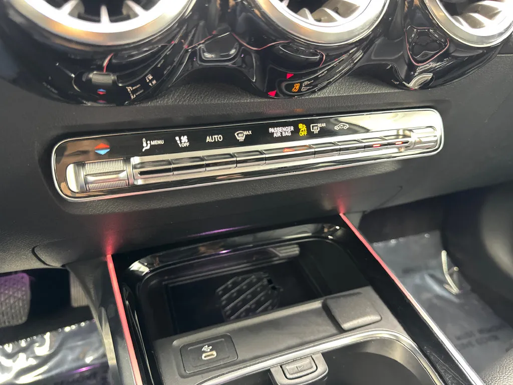 Mercedes-Benz GLB photo 62