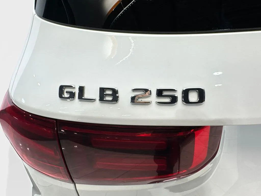 2024 Mercedes-Benz GLB Base - Photo 23