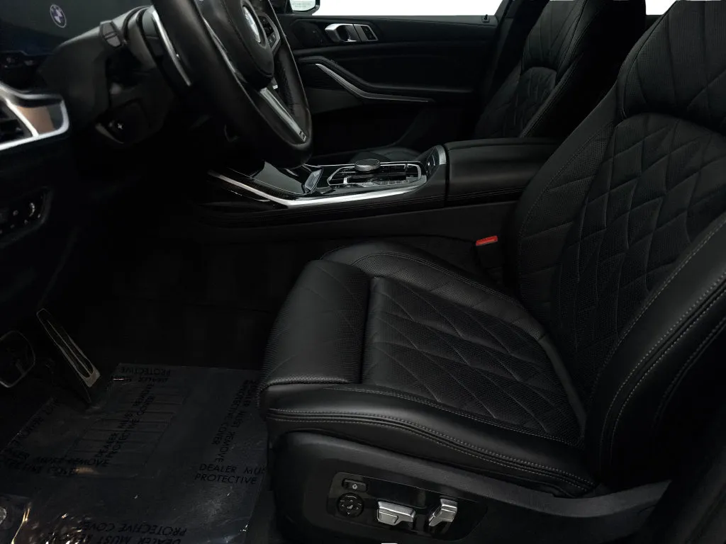 BMW X7 photo 29