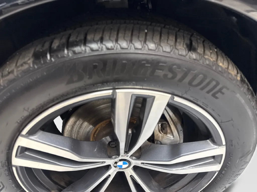 BMW X7 photo 94