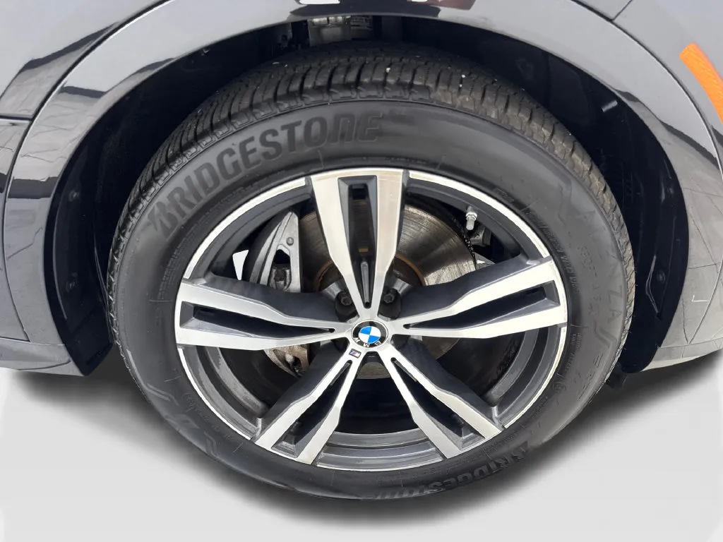 BMW X7 photo 90
